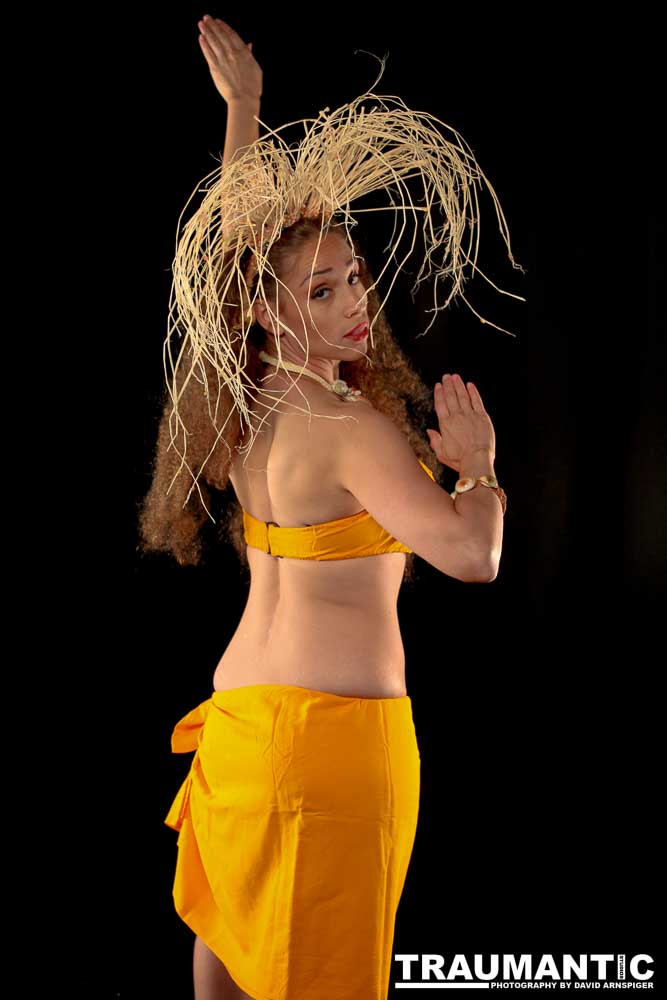 What a blast to get to shoot with a gorgeous Tahitian Dancer.  Ne-Ne was looking for shots to use to promote herself, and I got an opportunity to shoot something truly beautiful and interesting.